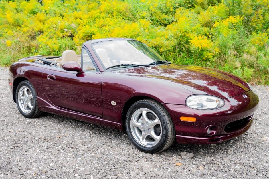 2000 Mazda NB MX-5 Miata sold for $21,500