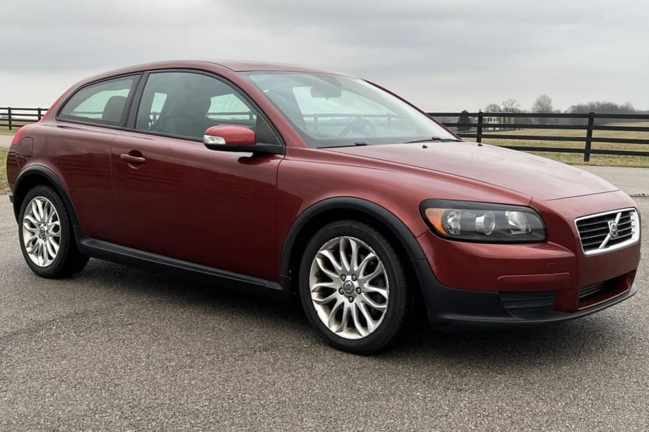 2008 Volvo C30 sold for $10,750