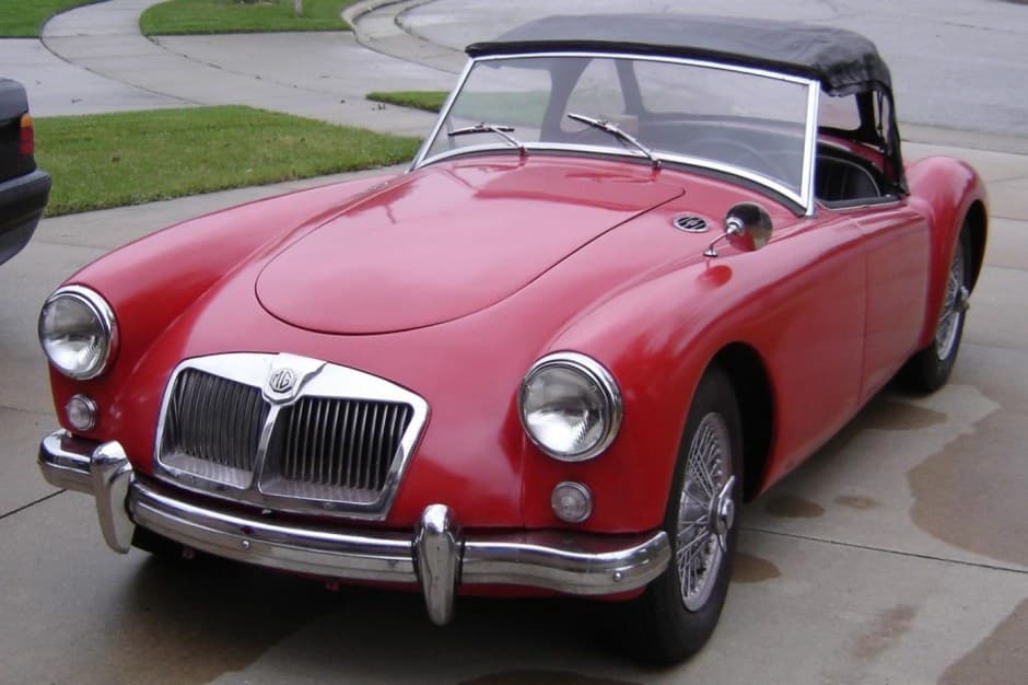 1959 MG MGA sold for $14,759