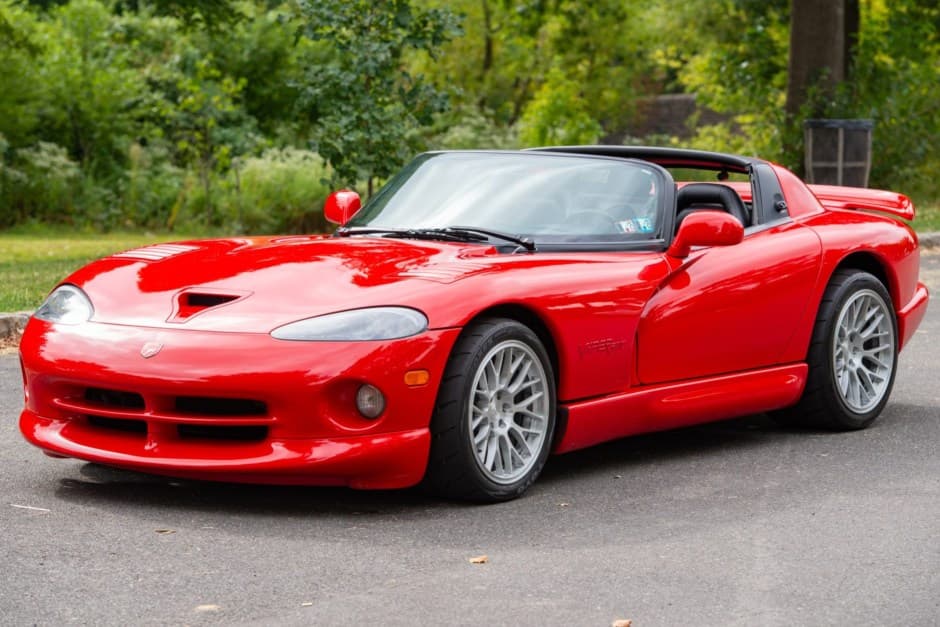 1999 Dodge Viper SR II (1996-2002) sold for $41,500
