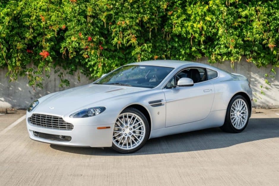2011 Aston Martin V8 Vantage (2006+) sold for $36,500