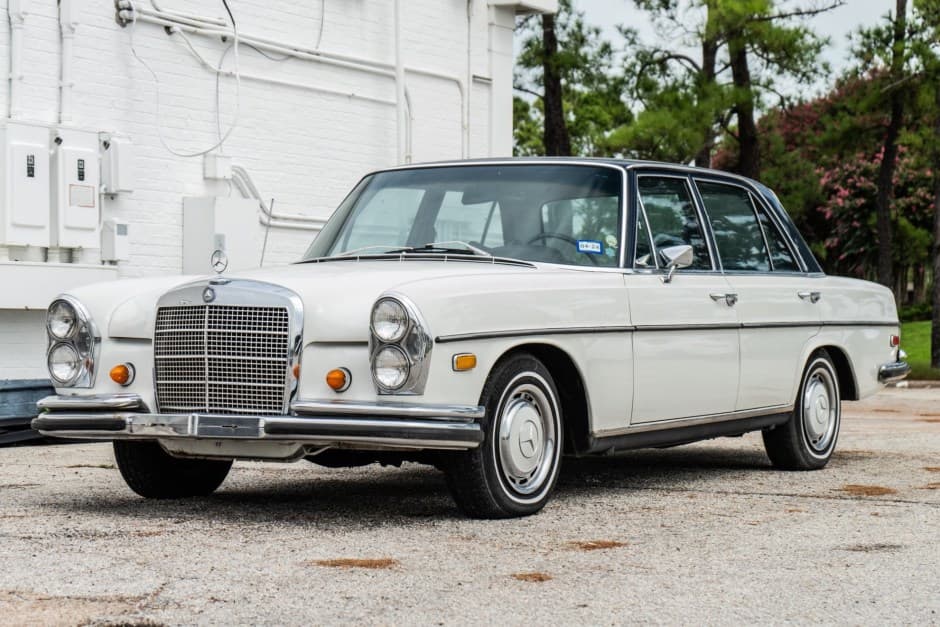 1969 Mercedes-Benz W108 & W109 sold for $8,300
