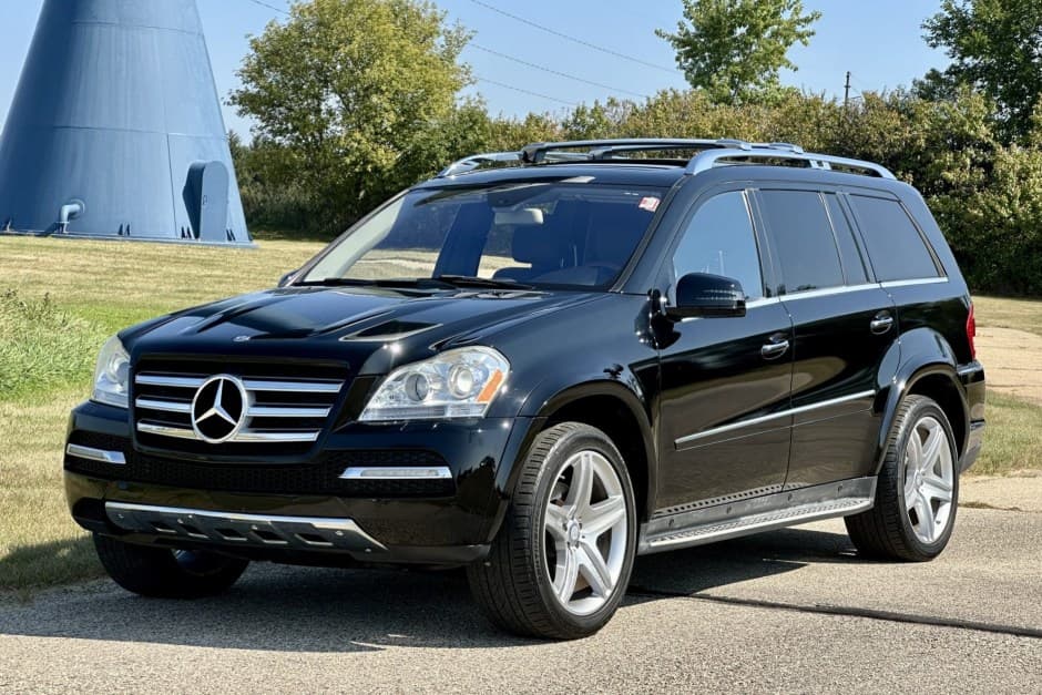 2012 Mercedes-Benz GL & GLS-Class sold for $18,500