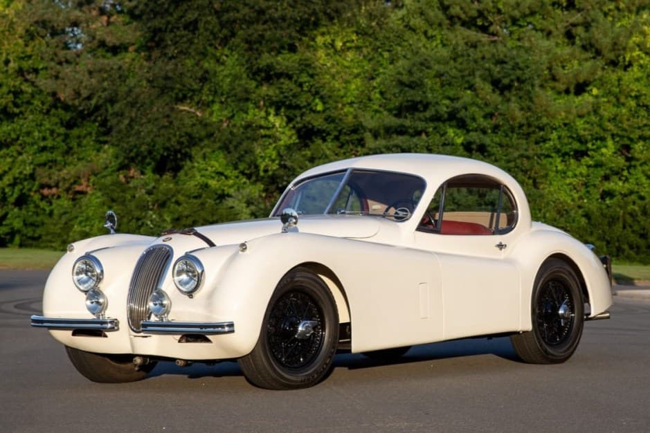 1952 Jaguar XK120 sold for $65,500