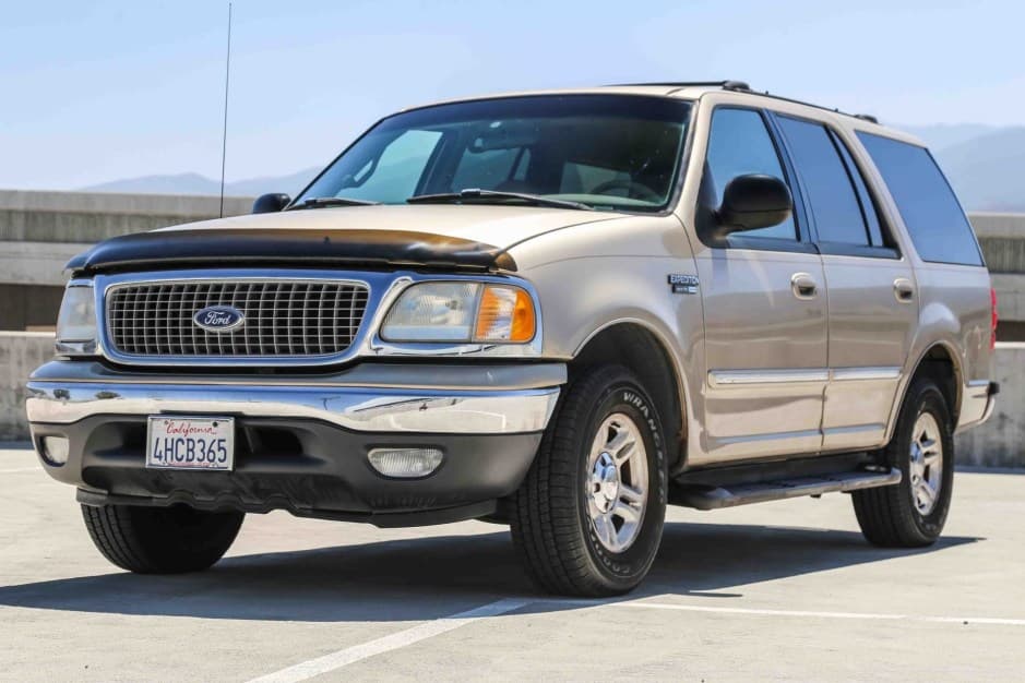 1999 Ford Expedition sold for $5,200