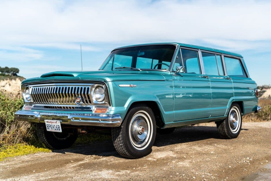 1968 Jeep SJ Wagoneer sold for $61,500