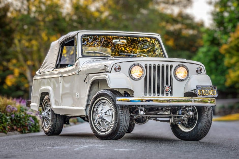 1967 Jeep Jeepster Commando sold for $40,000