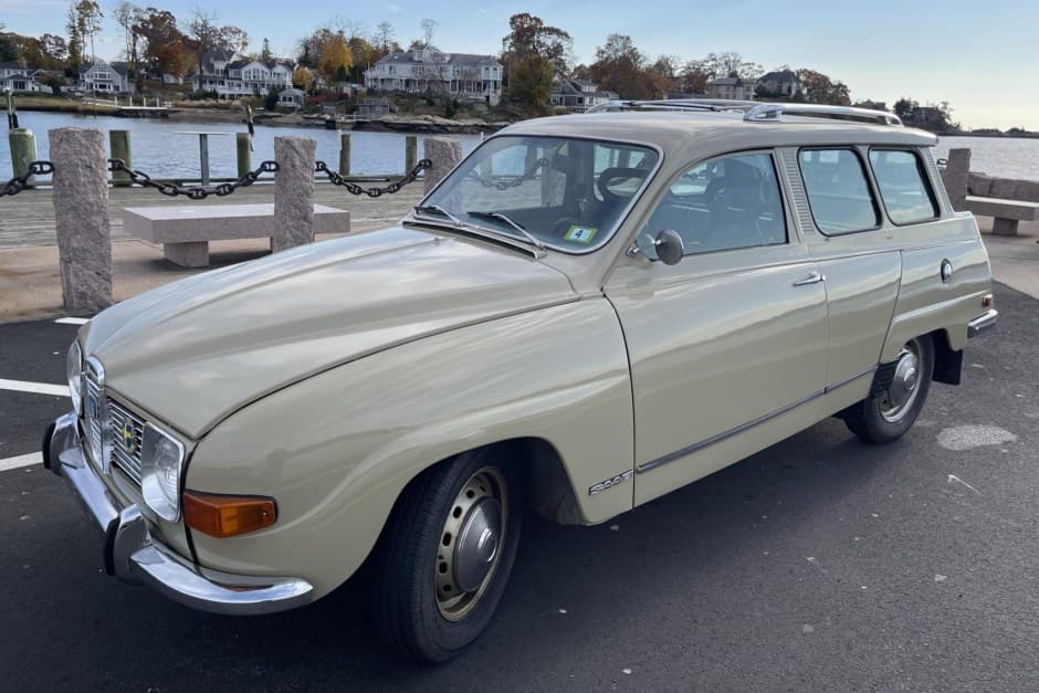 1971 Saab 95 Wagon sold for $16,250