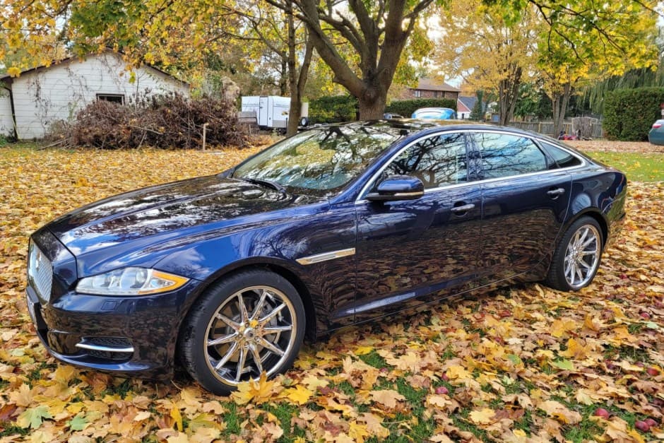 2015 Jaguar X351 XJ (2010-2019) sold for $23,500