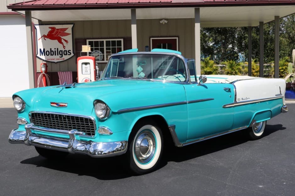 1955 Chevrolet Bel Air sold for $77,000
