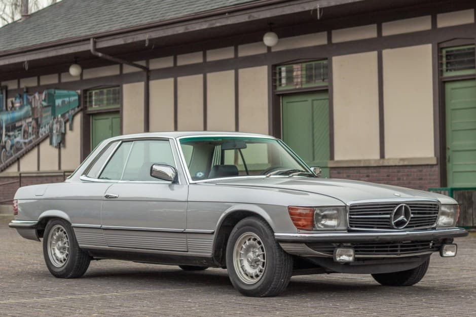 1976 Mercedes-Benz C107 SLC sold for $9,500