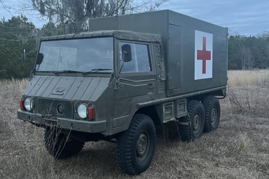 1982 Steyr-Puch Pinzgauer sold for $16,555