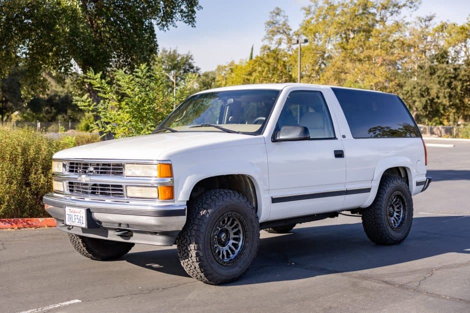 1997 Chevrolet Tahoe GMT400 sold for $15,250