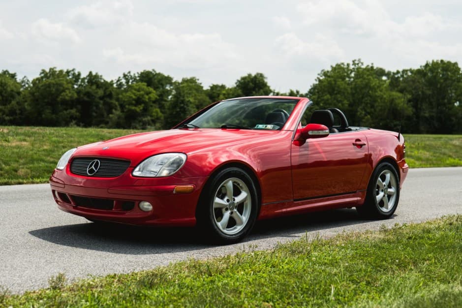 2003 Mercedes-Benz SLK-Class sold for $10,000