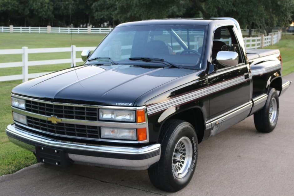1992 Chevrolet C/K GMT400 (1988-2002) sold for $26,750