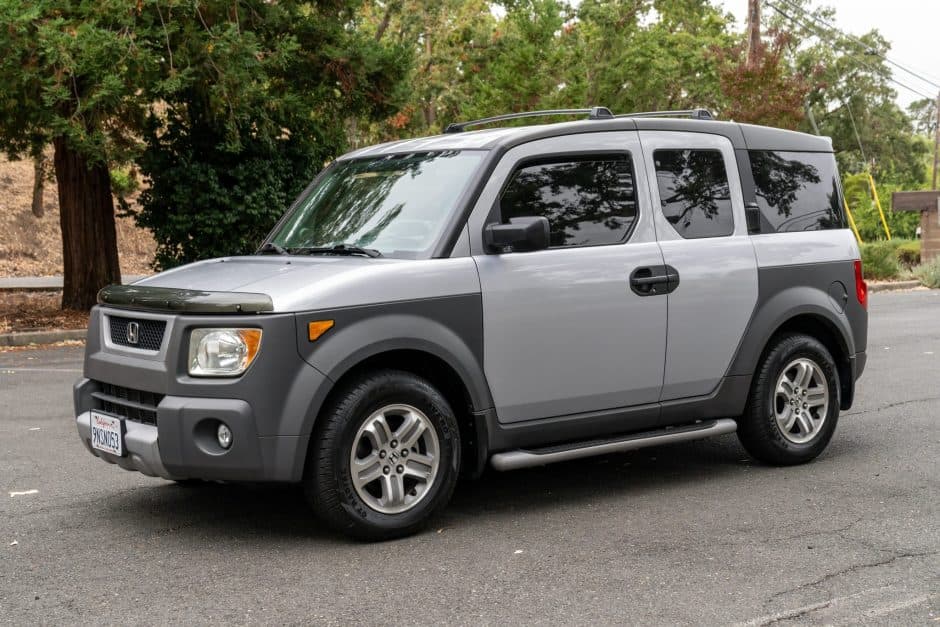 2003 Honda Element sold for $11,500