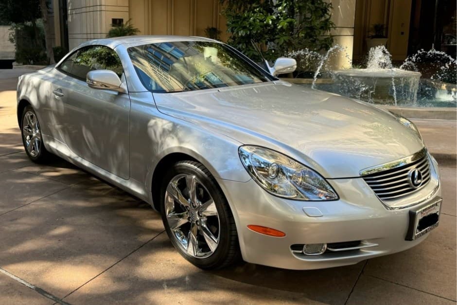 2010 Lexus SC sold for $29,680