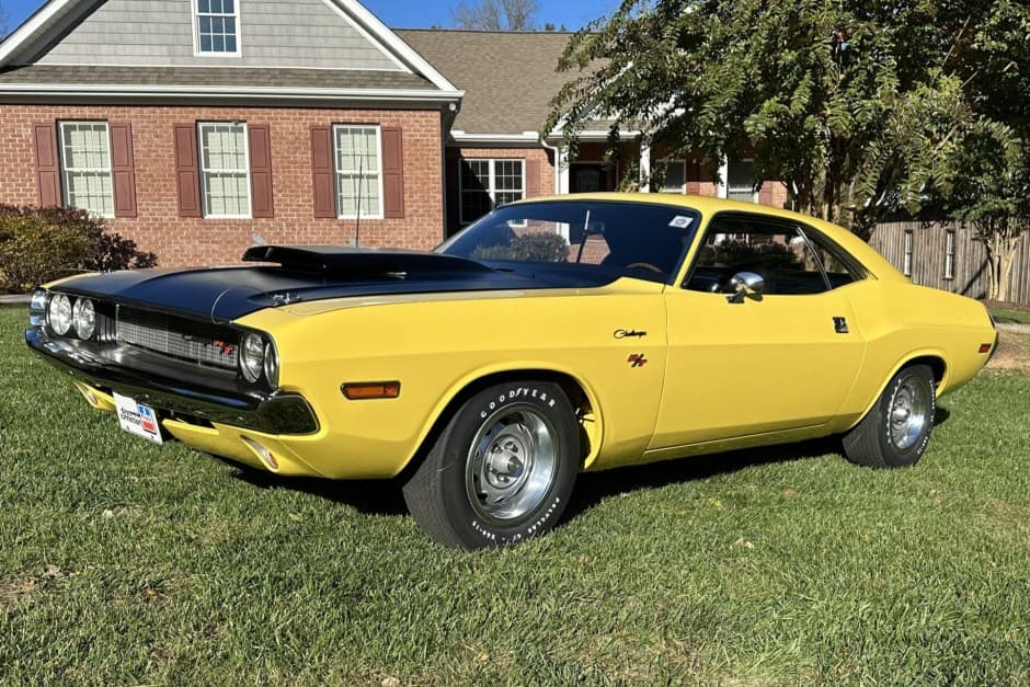 1970 Dodge Challenger (1970-1974) sold for $69,500