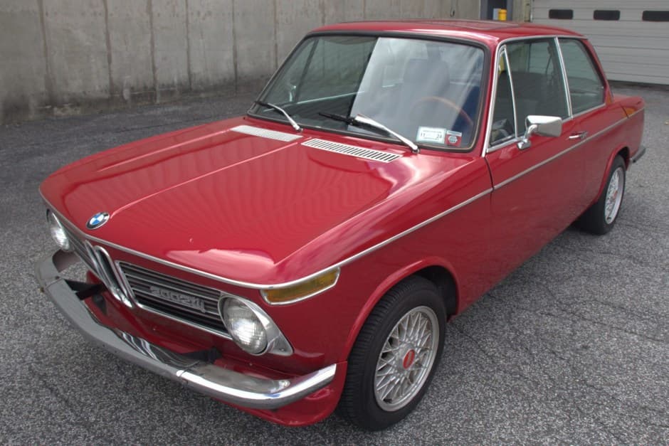 1973 BMW 2002tii sold for $16,750