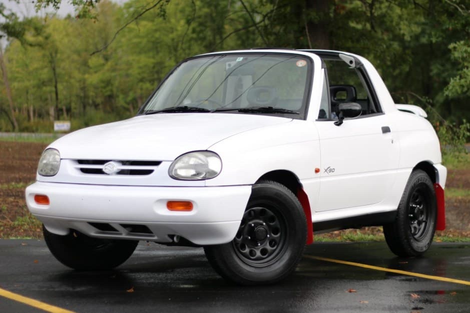 1995 Suzuki  sold for $7,500