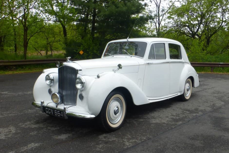 1954 Bentley R-Type sold for $8,600