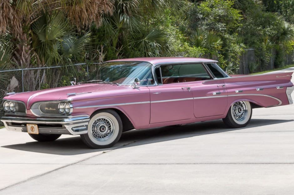 1959 Pontiac Bonneville sold for $38,000