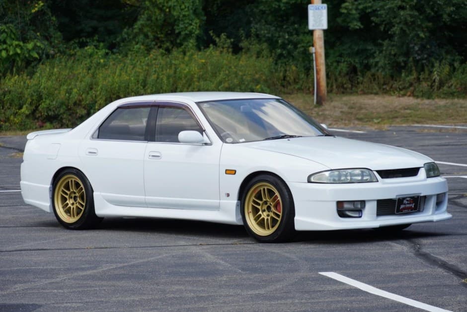 1994 Nissan R33 Skyline sold for $14,000