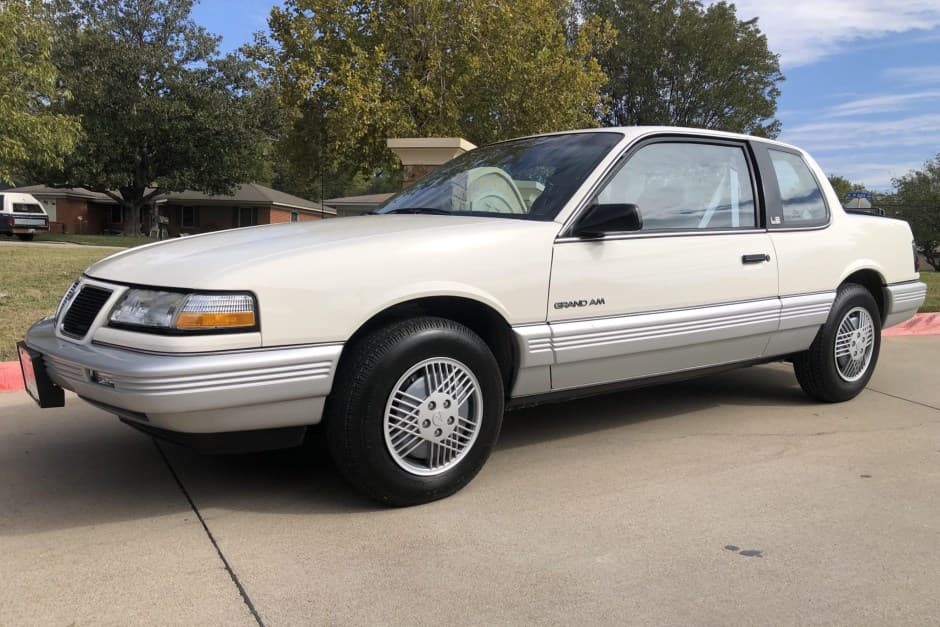 1990 Pontiac  sold for $10,250