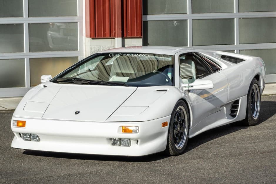 1991 Lamborghini Diablo sold for $371,000