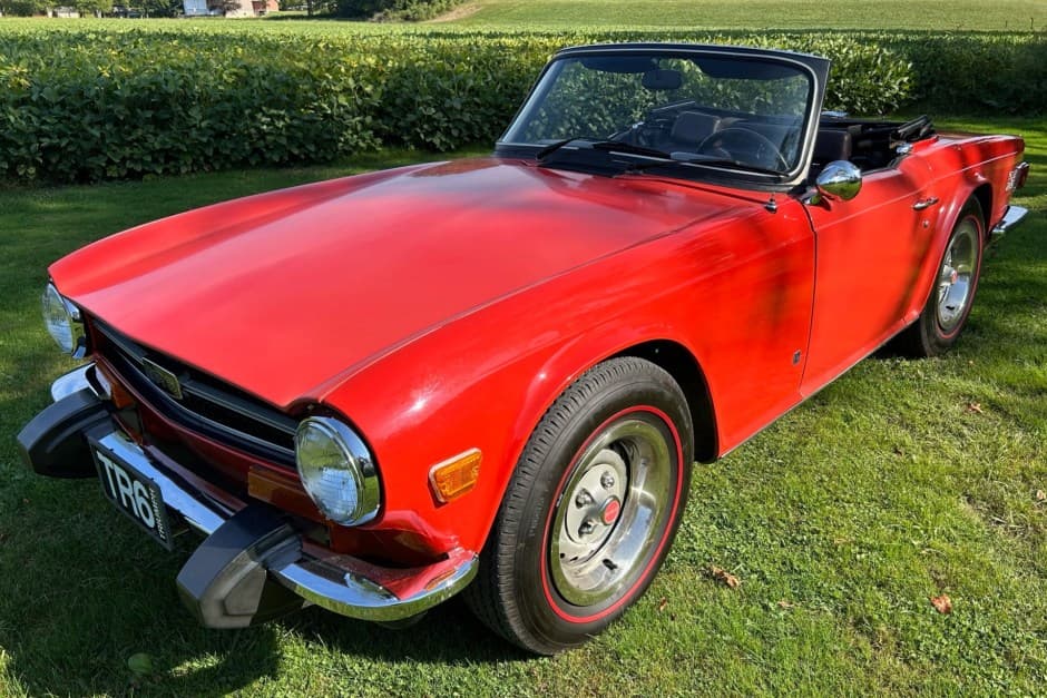 1974 Triumph TR6 sold for $9,000