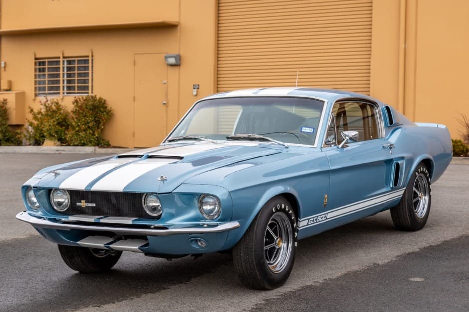 1967 Shelby Mustang GT350 & GT500 sold for $290,000