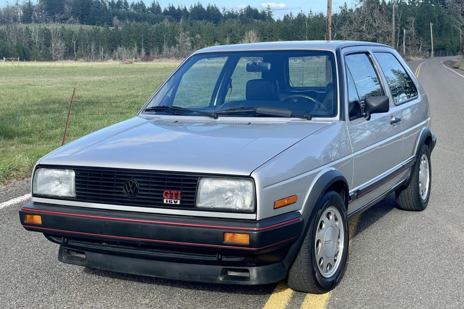 1987 Volkswagen GTI Mk2 sold for $25,250