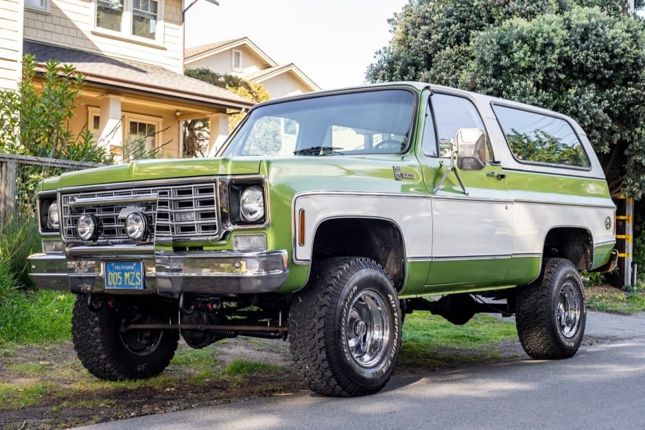 1975 Chevrolet K5 Blazer 1973-1991 sold for $69,570