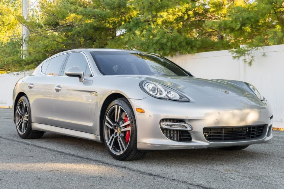 2010 Porsche Panamera sold for $39,000