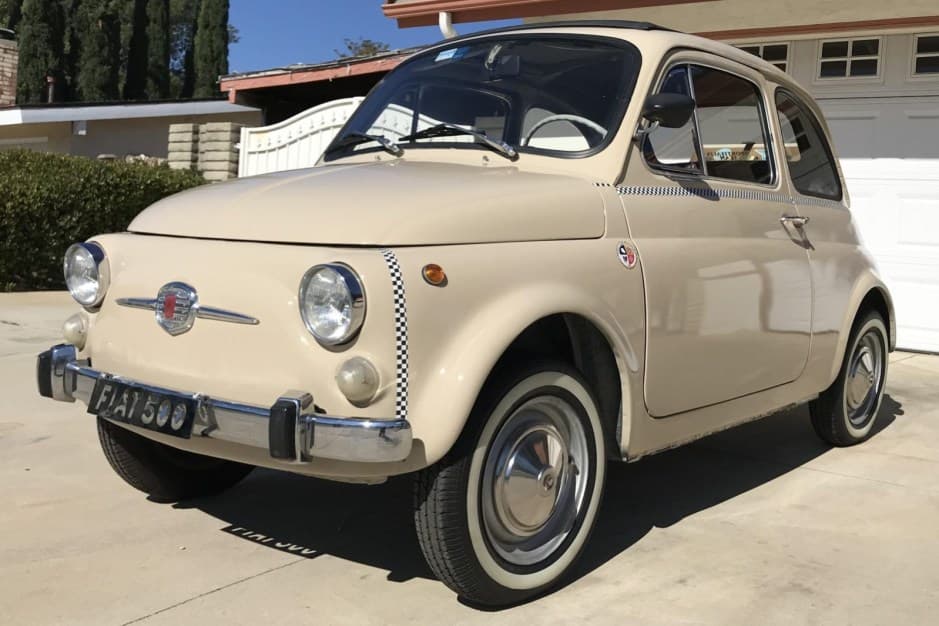 1967 Fiat Nuova 500 (1957-1975) sold for $15,750