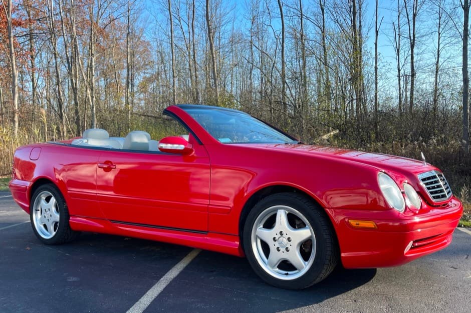 2000 Mercedes-Benz CLK-Class sold for $7,550