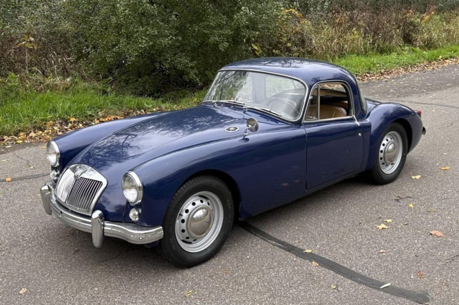 1957 MG MGA sold for $9,250
