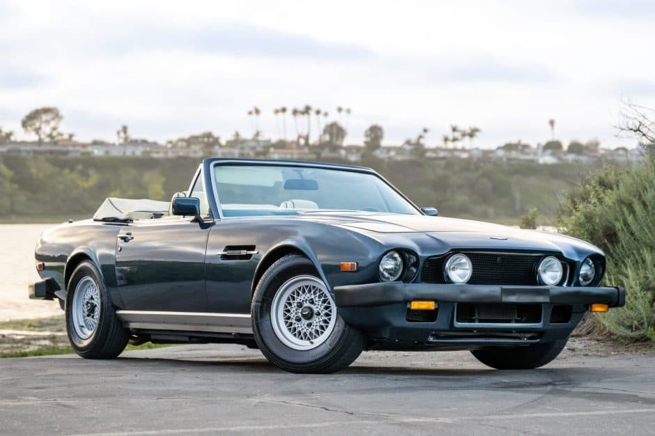 1987 Aston Martin V8 (1977-1989) sold for $125,000