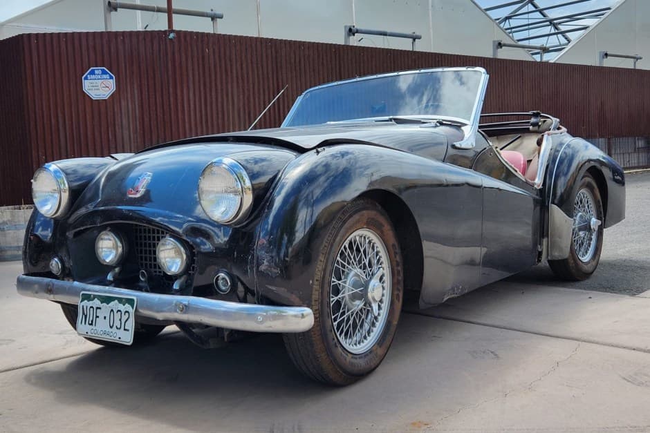 1954 Triumph TR2 sold for $16,250