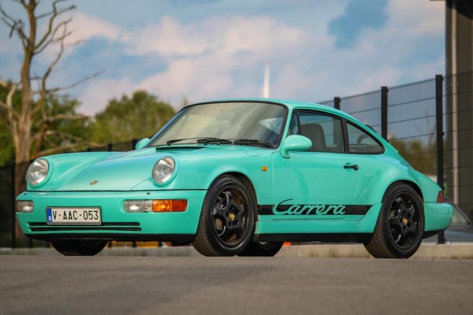 1991 Porsche 964 911 (Non-Turbo) sold for $82,500