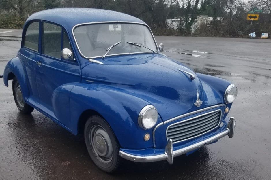 1960 Morris Minor sold for $9,600