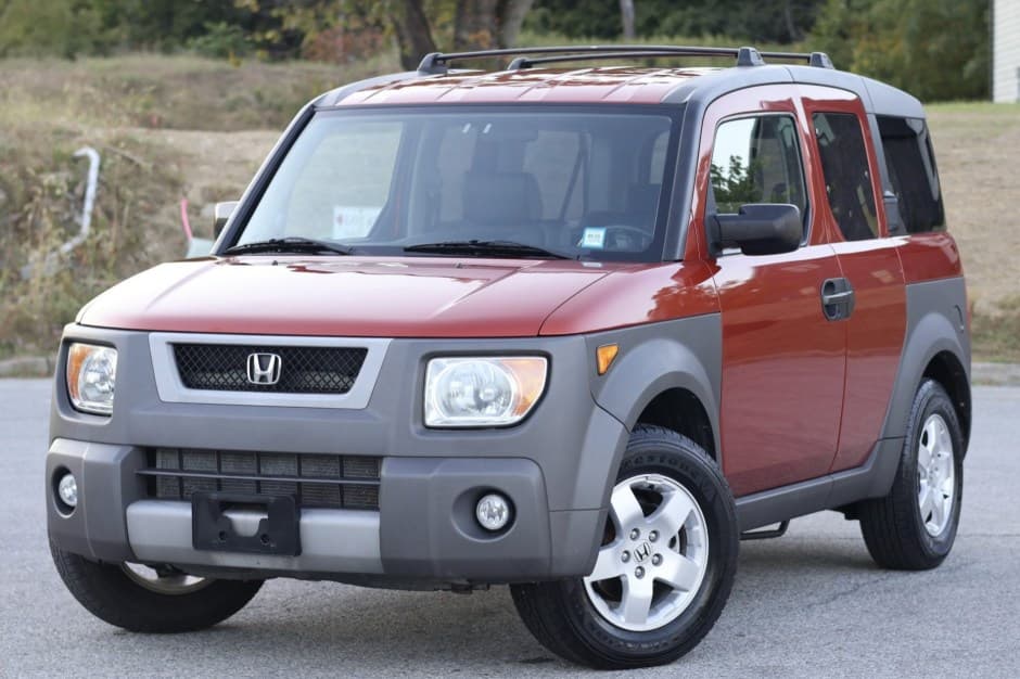 2003 Honda Element sold for $12,900