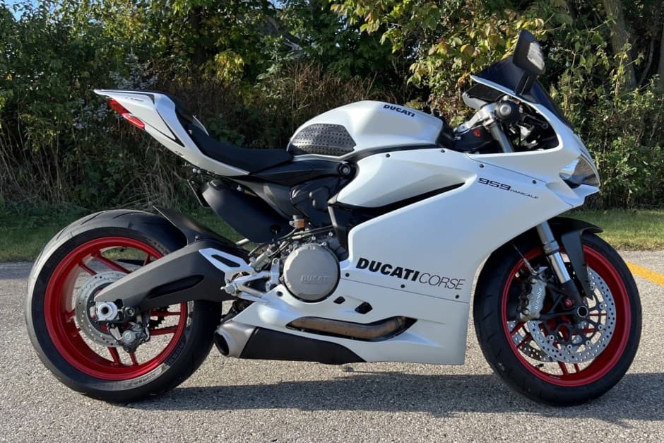 2017 Ducati Panigale sold for $11,640