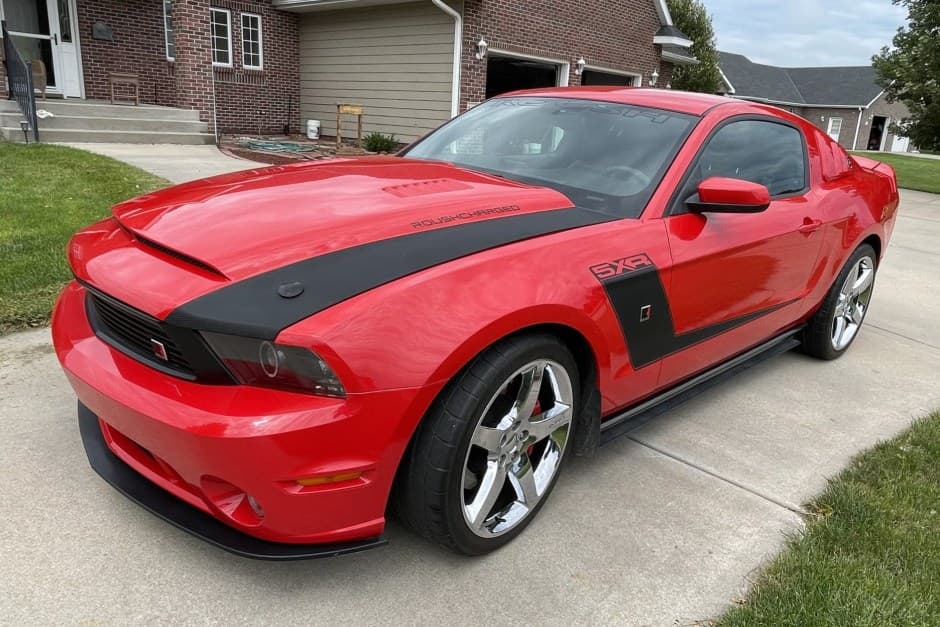 2011 Ford Mustang S197 2005-2014 sold for $31,500