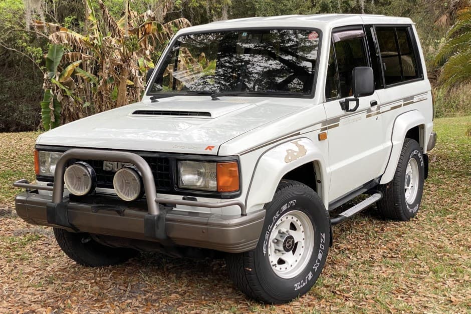 1991 Isuzu Trooper sold for $11,400