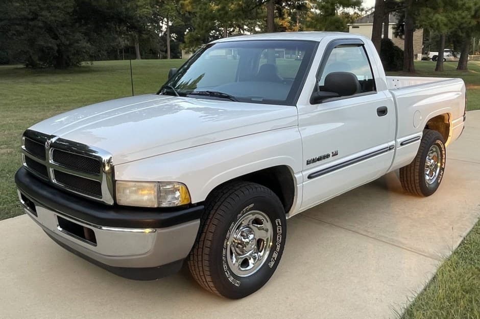 1998 Dodge Ram (1994-2001) sold for $15,250