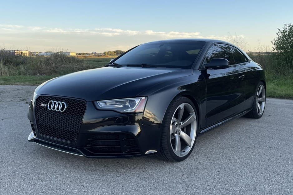 2013 Audi RS5 sold for $22,222