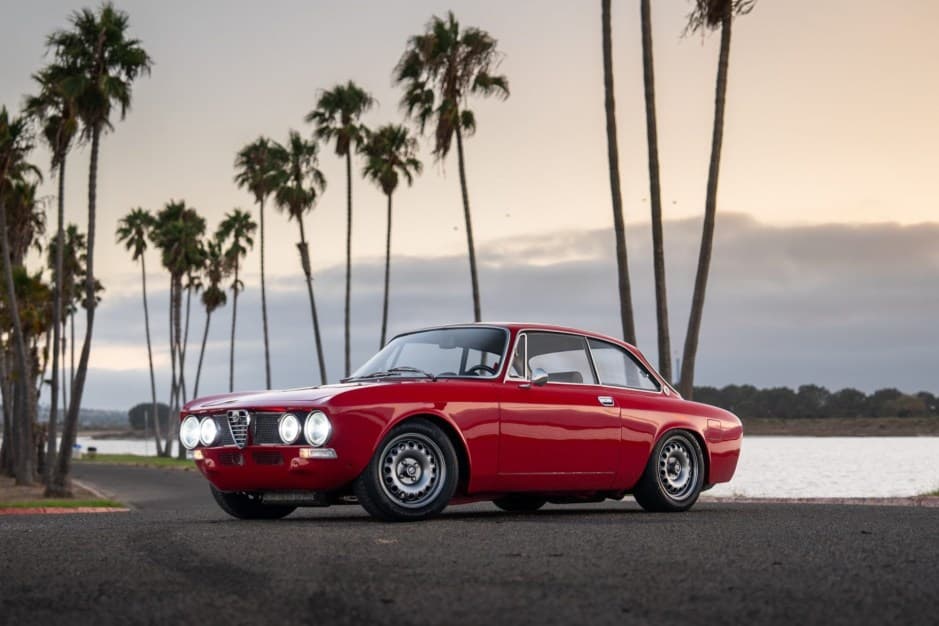 1974 Alfa Romeo 105/115 Series Coupe sold for $270,000