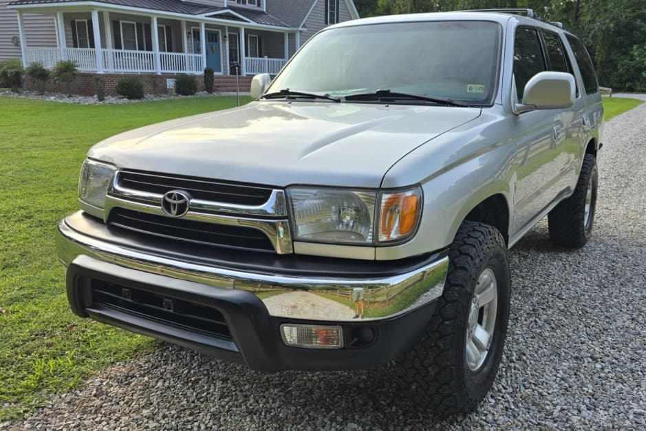 2002 Toyota 4Runner (N180) sold for $16,550