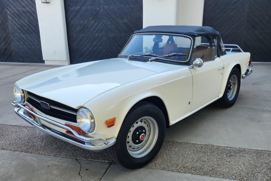1972 Triumph TR6 sold for $20,000